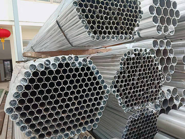 道路、橋梁不銹鋼復(fù)合管2.jpg 道路、橋梁不銹鋼復(fù)合管2.jpg