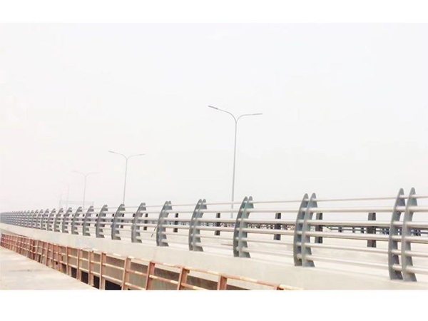 @道路、橋梁護(hù)欄合作案例 (7) 副本2 - 副本.jpg
