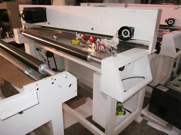 導(dǎo)布輥、傳動軸合作案例(8) 副本2.jpg