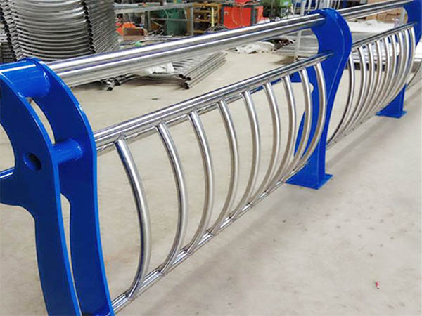 道路、橋梁不銹鋼復合管10 副本.jpg